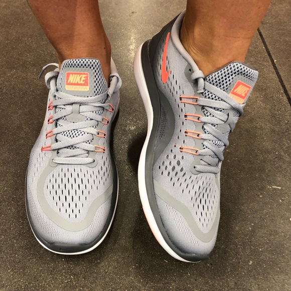 🐿Nike Frex Rn🐿New in a box - Picture 2 of 7